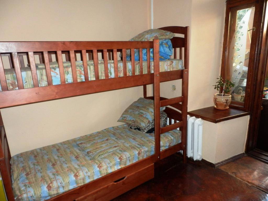 Yourhostel Kijev Szoba fotó