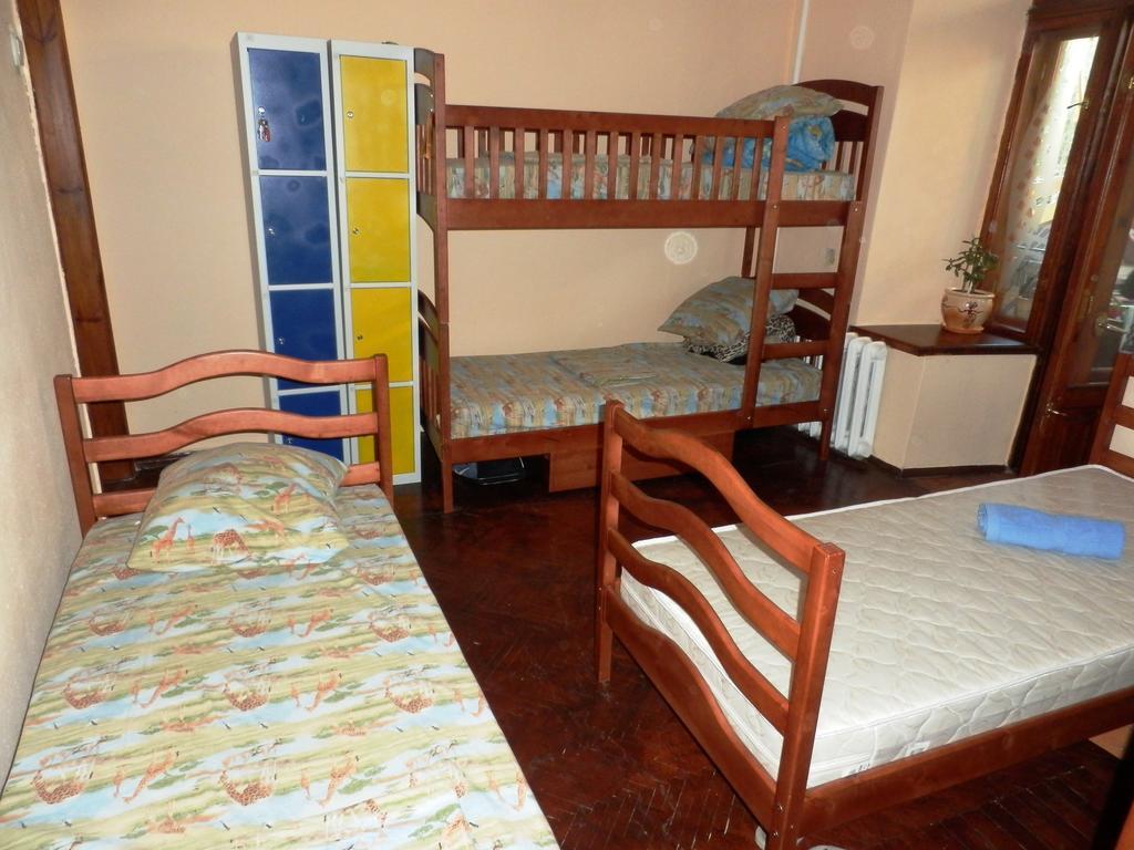 Yourhostel Kijev Szoba fotó