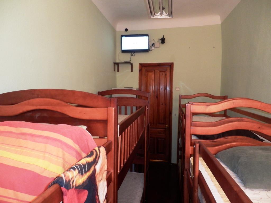 Yourhostel Kijev Szoba fotó