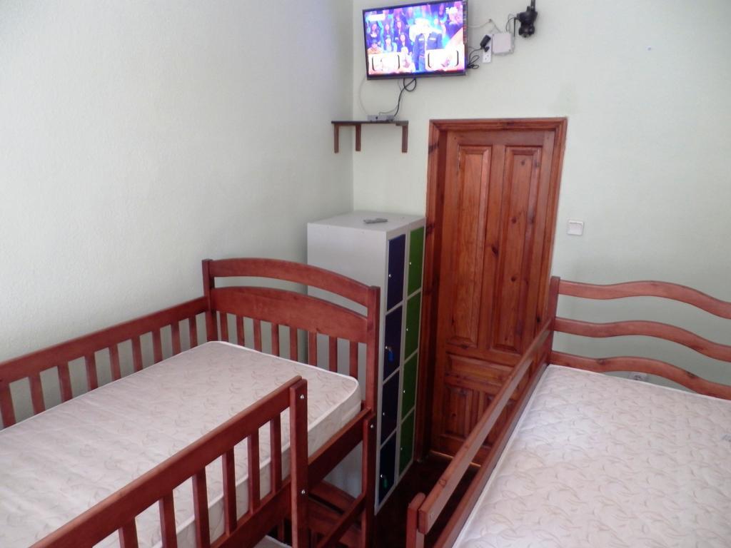 Yourhostel Kijev Szoba fotó